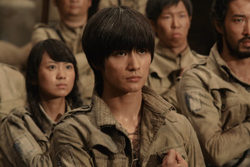 Nam ca sĩ kiêm diễn viên Haruma Miura đóng vai chính - Eren.