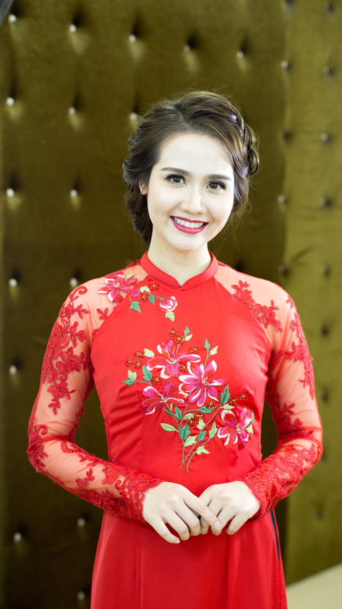 huyen-lizzie-goi-y-style-trang-diem-tre-trung-cho-ngay-an-hoi-10