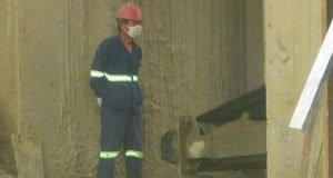 Công nhân Trung Quốc lo ngại đến sự an toàn của bản thân khi làm việc ở Uganda.