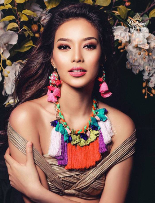 Tại các cuộc thi, đại diện Philippines luôn được đánh giá cao về kỹ năng, khả năng tỏa sáng. Người đẹp Jehza Huelar 23 tuổi, cao 1,7 m.