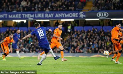 Giroud (số 18) rực sáng khi cùng Chelsea "bắt nạt" PAOK ở Stamford Bridge