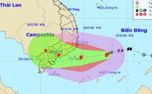 Dự báo đường đi và khu vực ảnh hưởng của bão Usagi lúc 9h ngày 23/11. Ảnh: NHCMF.