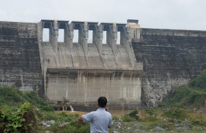 UBND TP.Đà Nẵng yêu cầu các thủy điện ở Quảng Nam tạm ngừng phát điện để tích nước cứu hạn.