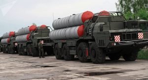 Hệ thống phòng thủ tên lửa S-400 của Nga. Ảnh: Sputnik.