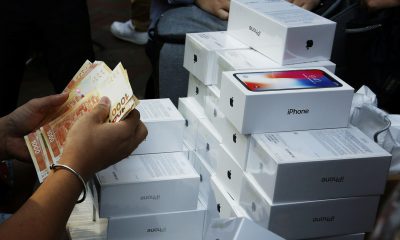 Trung Quốc sẽ cấm bán iPhone 6S, iPhone 6S Plus, iPhone 7, iPhone 7 Plus, iPhone 8, iPhone 8 Plus và iPhone X. Ảnh: Reuters.