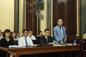 Grab cho biết đã chính thức gửi đơn kháng cáo toàn bộ nội dung bản án sơ thẩm buộc doanh nghiệp phải bồi thường 4,8 tỷ đồng cho Vinasun