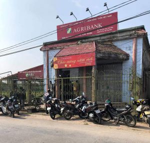 Trụ sở chi nhánh ngân hàng Agribank xã Vũ Tiến sau khi bị cướp (Ảnh: KSĐP)