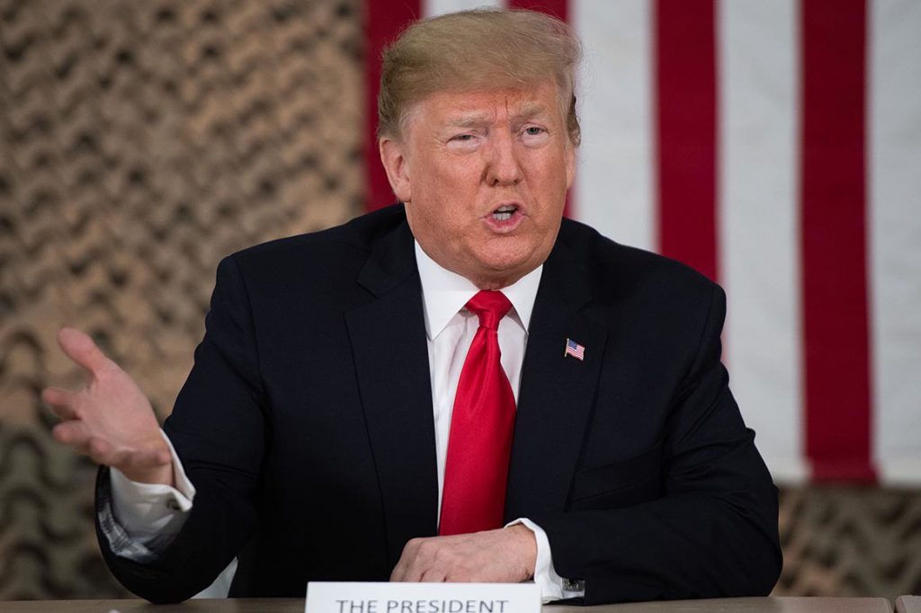 Tổng thống Mỹ Donald Trump muốn nghị sĩ thông qua khoản ngân sách 5 tỉ USD để xây tường biên giới.