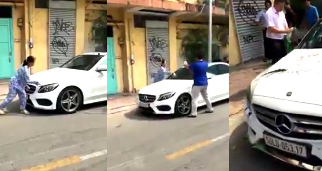 ụ việc xảy ra tại đường Lý Văn Phức, phương Tân Định, quận 1. Ảnh cắt từ clip.