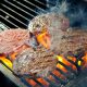 Nấu một số thực phẩm ở nhiệt độ cao, như nướng, chiên, xào, có thể tạo ra các hợp chất có hại làm tăng nguy cơ ung thư