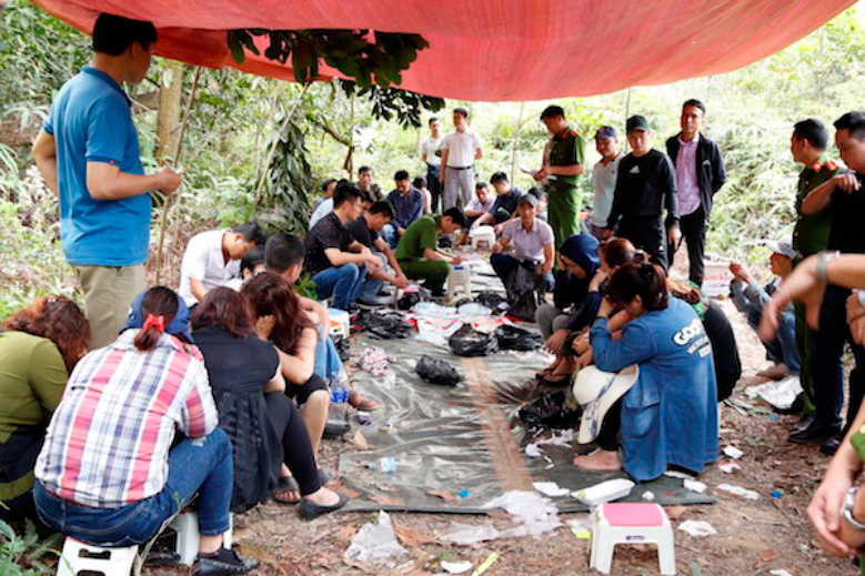 24 đối tượng tham gia sới bạc 'khủng' trong rừng sâu
