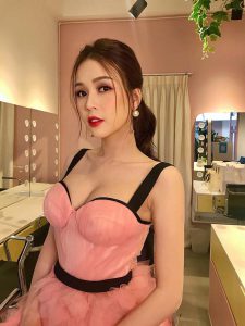 Sam khẳng định không quan trọng vấn đề tài chính trong tình yêu.