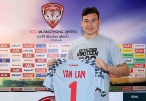Văn Lâm cần thời gian để thích nghi với lối chơi mới ở Muangthong United.