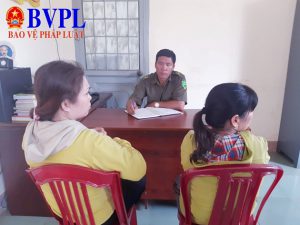 hụ huynh trình báo cơ quan chức năng sau khi không thấy hai nữ sinh về nhà.