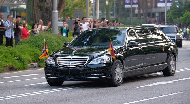 Chiếc Mercedes-Maybach S600 chống đạn của ông Kim tại Singapore