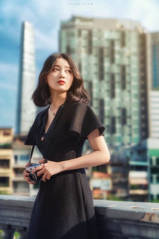 Nhật Linh còn tham gia làm người mẫu ảnh, với cô công việc này giúp cô rèn luyện được khả năng giao tiếp và bồi đắp vốn sống thêm phong phú.