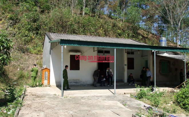 Căn nhà hoang nơi phát hiện thi thể nạn nhân