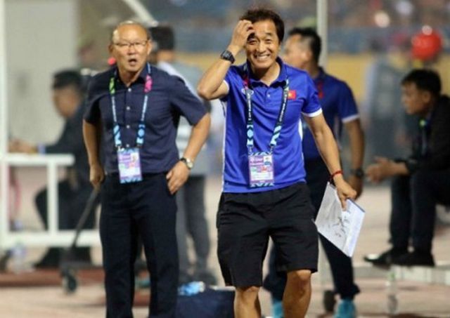 Trợ lý Lee Young-jin đã được bổ nhiệm làm HLV trưởng U22 Việt Nam dự SEA Games 2019.