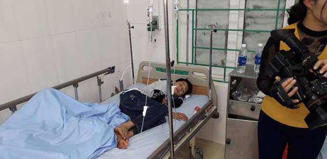 Cháu Dương Văn Dũng, học sinh lớp 4c Trường Tiểu học Nhã Lộng hiện đang được theo dõi và điều trị tại Khoa Hồi sức tích cực, Bệnh viện Đa khoa Phú Bình.