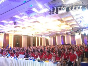 Hàng ngàn chiến binh Sales Vinahouse thể hiện quyết tâm chinh phục dự án Grand World ngày 6/3/2019