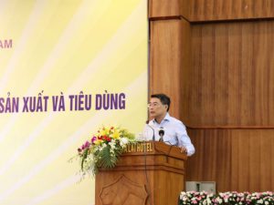 Thống đốc Lê Minh Hưng phát biểu chỉ đạo tại Hội nghị triển khai các giải pháp mở rộng tín dụng phục vụ sản xuất và tiêu dùng nhằm hạn chế tín dụng đen