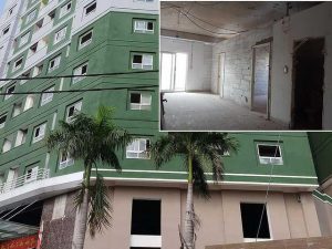 Bên ngoài thì khá hoành tráng nhưng bên trong thì hoang tàn. Ảnh: QUANG HUY