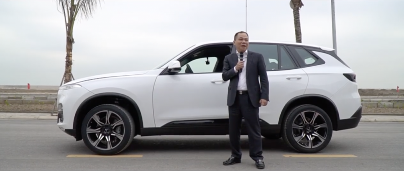 Tỷ phú Phạm Nhật Vượng: "Tôi sẽ đổi xe Lexus sang VinFast" 