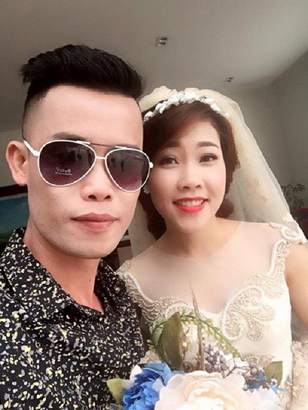 Diệu Thúy sinh năm 1988 ở Quảng Ninh, được nhiều người biết đến khi là vợ ba của diễn viên Hiệp Gà, hai người quen nhau qua lời giới thiệu của một người bạn và tổ chức tiệc cưới vào tháng 4/ 2016 nhưng chưa đăng kí kết hôn (Ảnh: FBNV).