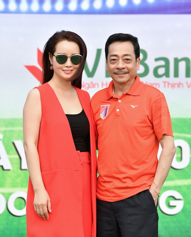 Mai Thu Huyền và NSND Hoàng Dũng