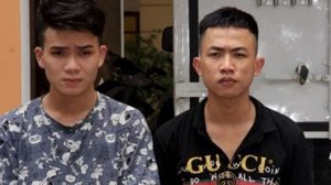 tom gon nhom doi tuong hack tai khoan facebook chiem doat tien ty hinh 1 Hai đối tượng trong nhóm chuyên hack Facebook chiếm đoạt tài khoản để lừa đảo đang bị công an tạm giữ.