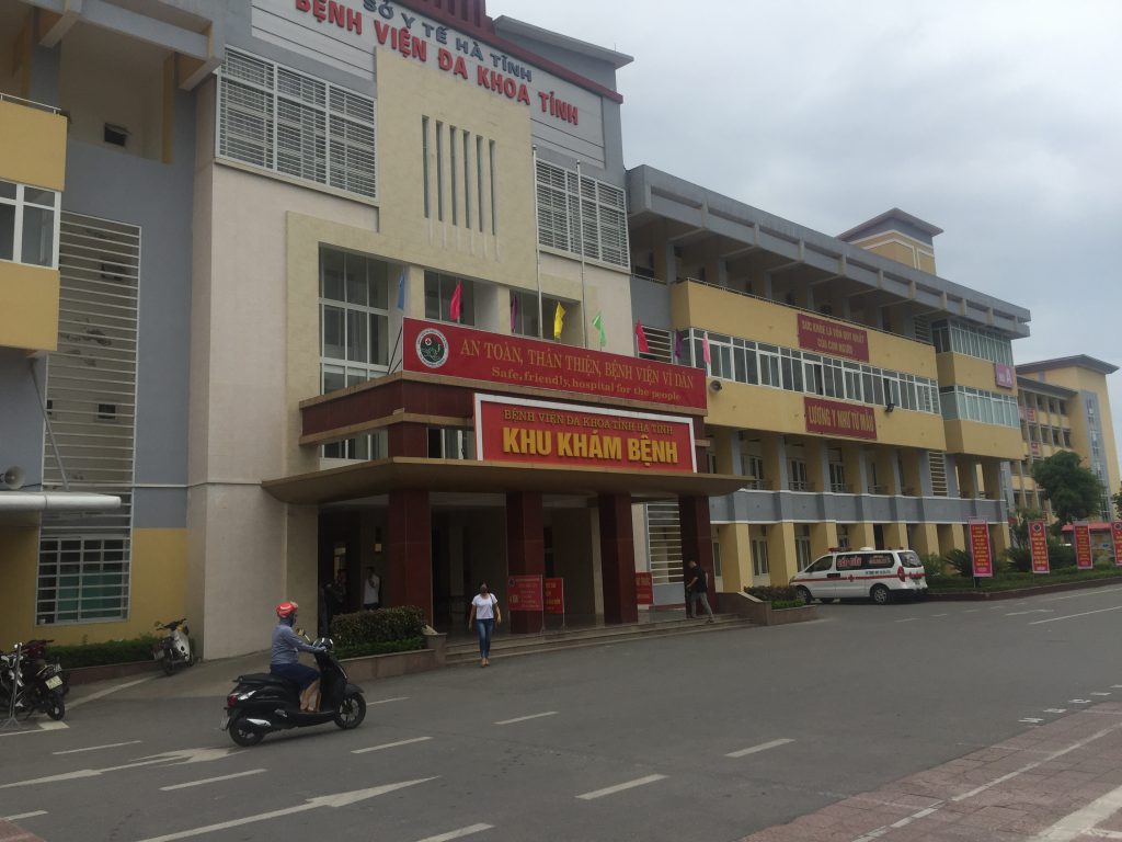 Bệnh viện đa khoa tỉnh Hà Tĩnh, nơi xảy ra sự việc. Ảnh PV