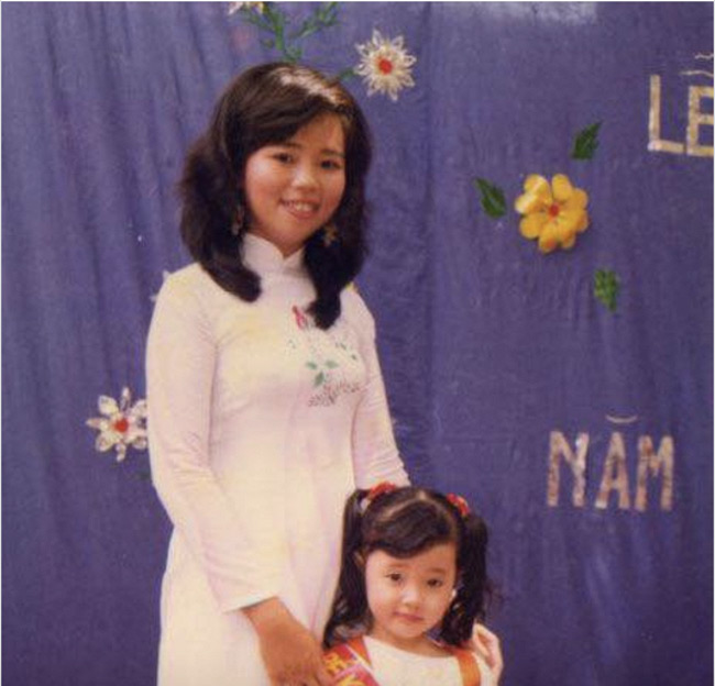 Ảnh ngày nhỏ của Midu