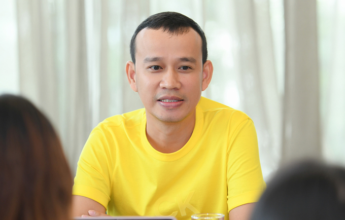 Chuyên gia đào tạo Phúc Nguyễn trong buổi gặp gỡ báo chí tại Hà Nội cuối tuần qua.