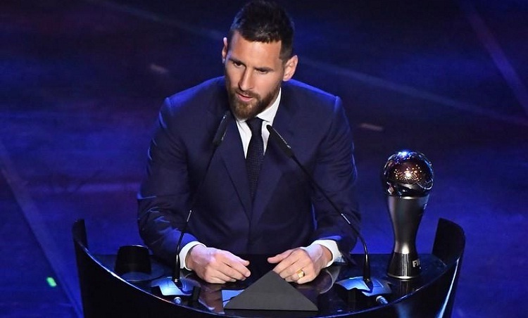 Messi phát biểu khi nhận giải The Best 2019. Ảnh: Reuters.