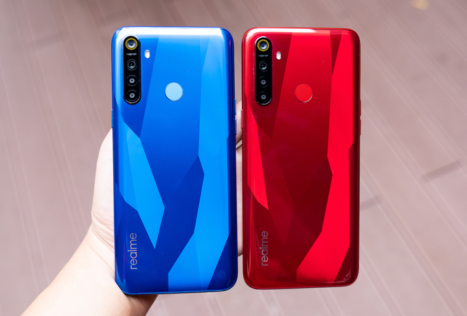 10 smartphone nhiều camera nổi bật nhất 2019