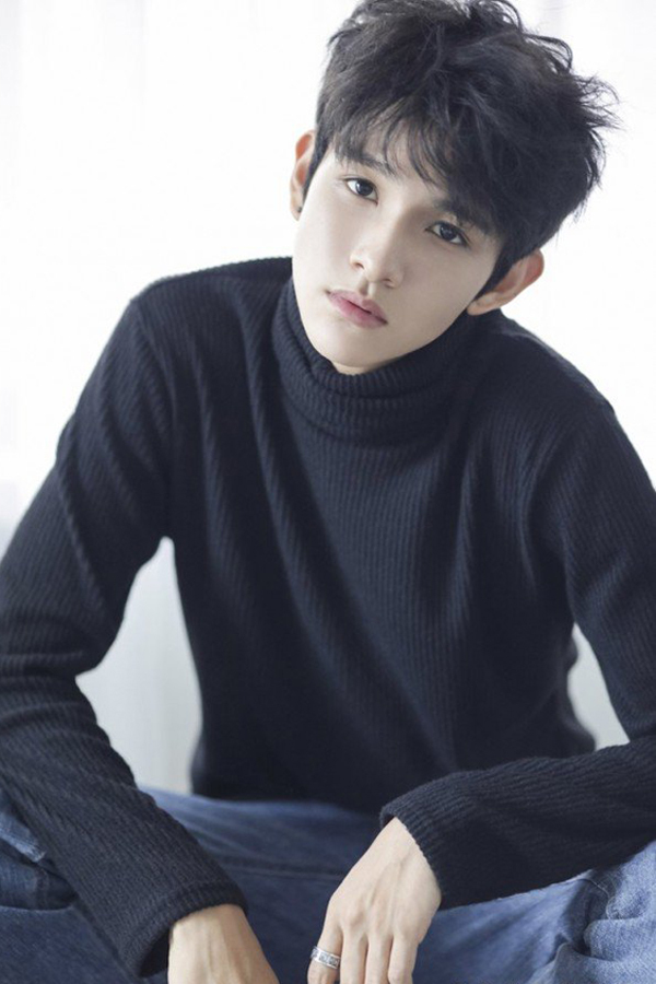 Nam ca sĩ trẻ Kim Samuel. Ảnh: Sixteen.