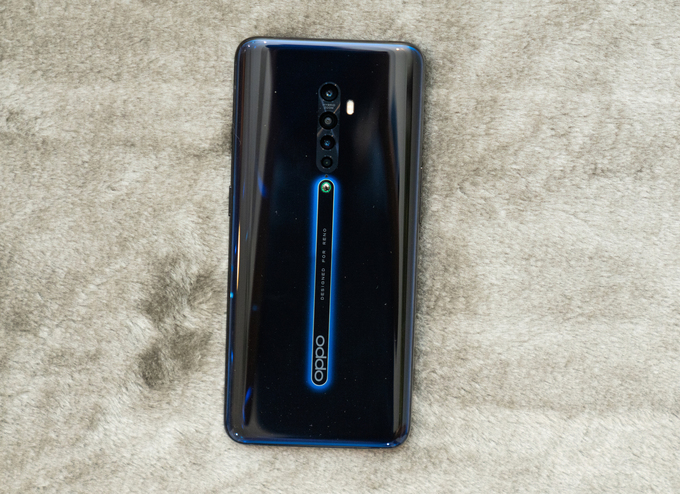 10 smartphone nhiều camera nổi bật nhất 2019