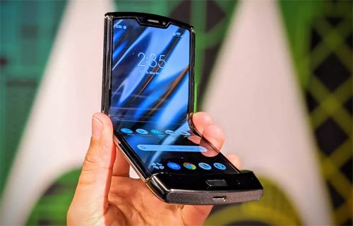Razr 2019. Ảnh: CNet.