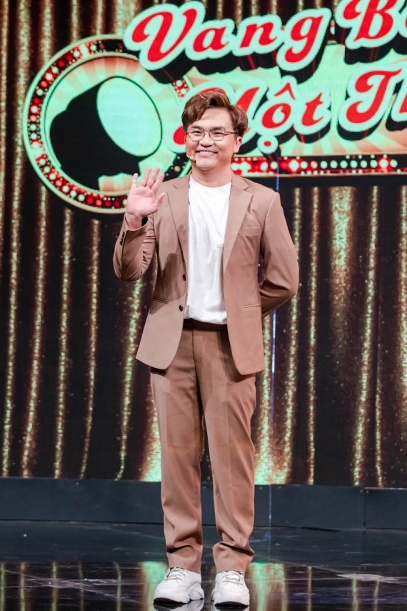 MC Đại Nghĩa dẫn dắt chương trình.