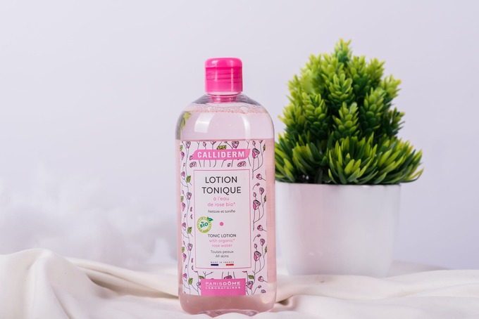 7 chai toner cấp ẩm cho da trong mùa hanh khô