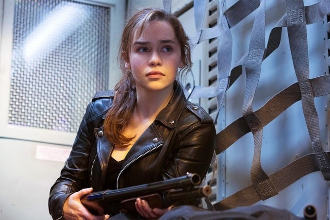 Nhan sắc 'Mẹ Rồng' Emilia Clarke trên màn ảnh