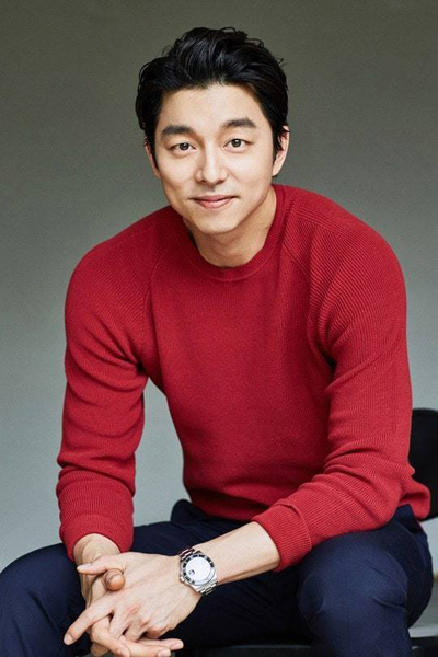 Với các phim Kim Ji-young và Born 1982, tài tử Gong Yoo xếp thứ ba.