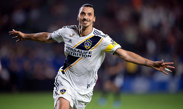 Ibrahimovic tái hợp Milan. Ảnh: USA Today.
