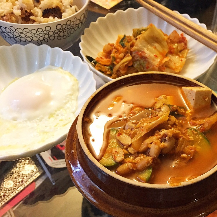 Món ăn được nhiều thực khách đặt tên là súp xác thối. Ảnh: Mamamis Kitchen.