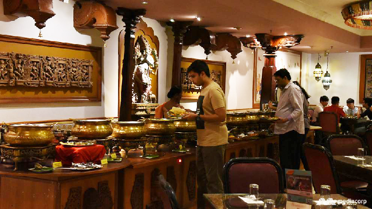 Quán mở cửa từ thứ 3 đến chủ nhật, giờ mở cửa: 11h30-15h, 18h30-22h. Ảnh: D Kanyakumari.