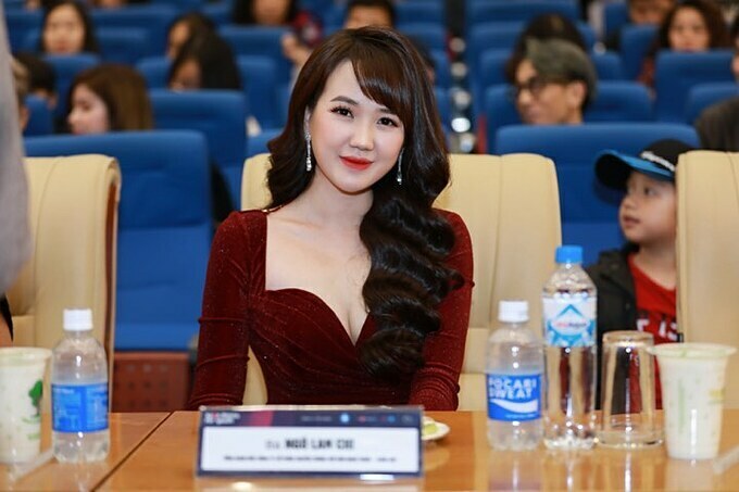 Doanh nhân Ngô Lan Chi dự định sẽ phát triển nhóm nhạc Việt nổi tiếng và chuyên nghiệp không kém idol Kpop.