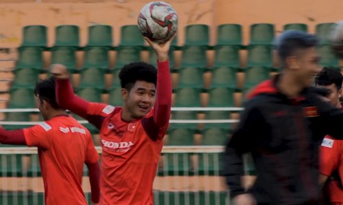 Ông Park rèn cầu thủ giữ thăng bằng