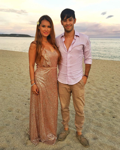 Trên Lifestyle, Maria Ozawa chia sẻ cô và bạn trai có nhiều sở thích chung như du lịch, yêu biển, thích bóng đá, xem phim. Cô nhận xét Jose Sarasola dễ thương, đẹp trai còn Jose Sarasola yêu tính cách cởi mở, tự nhiên của Ozawa.