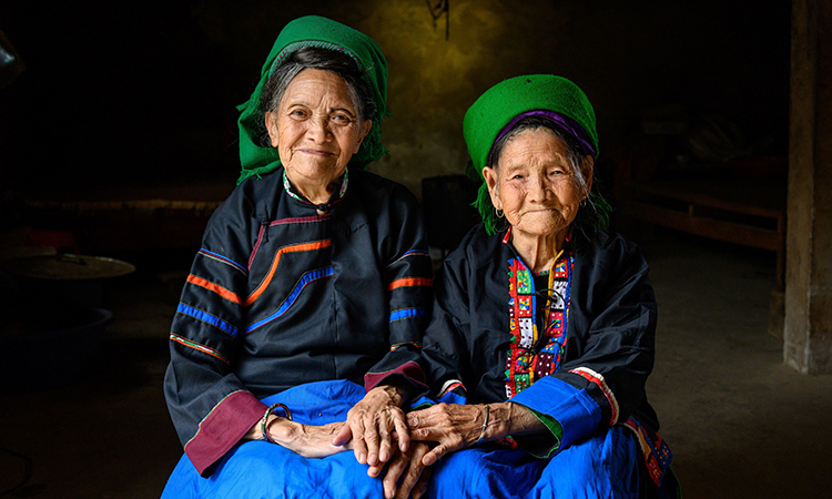 Tác phẩm The Ethnic Diversity of Northern Vietnam của Alden Anderson giành giải đặc biệt ở hạng mục Ảnh bộ. Ảnh: Heritage.