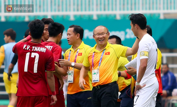 HLV Park Hang-seo từng cùng Olympic Việt Nam đối đầu Son Heung-min và Olympic Hàn Quốc tại bán kết môn bóng đá nam tại ASIAD 2018. Ảnh: Hiếu Lương.